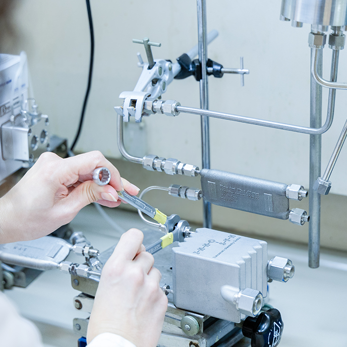 InnoSyn provides custom synthesis, process optimization, and pilot-scale manufacturing for innovative chemical production.