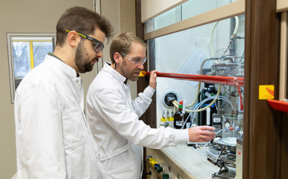 InnoSyn provides custom synthesis, process optimization, and pilot-scale manufacturing for innovative chemical production.